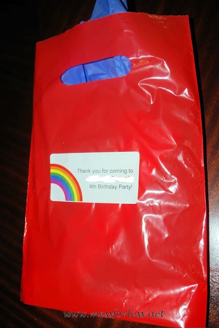 goodie bags for rainbow party