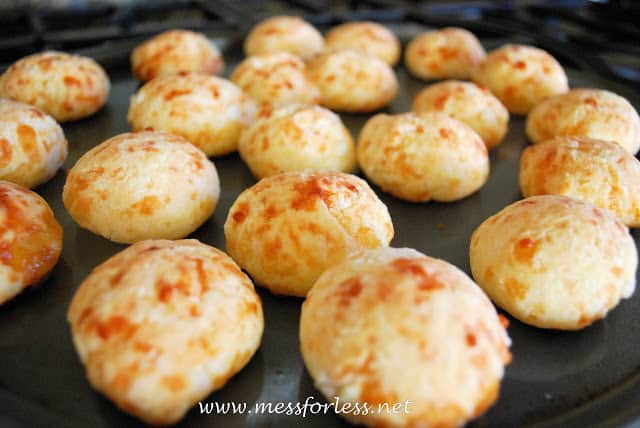 pao de queijo