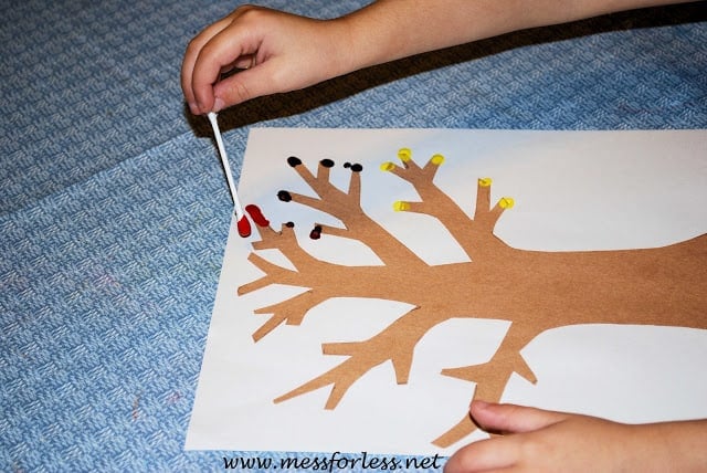 painting tree with q tips