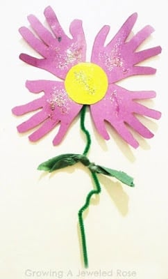 hand-print-flowers-7 20+ Pipe Cleaner Crafts and Activities 