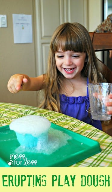 Erupting Play Dough - A baking soda based play dough that erupts when kids add vinegar. What a fun way to teach science!