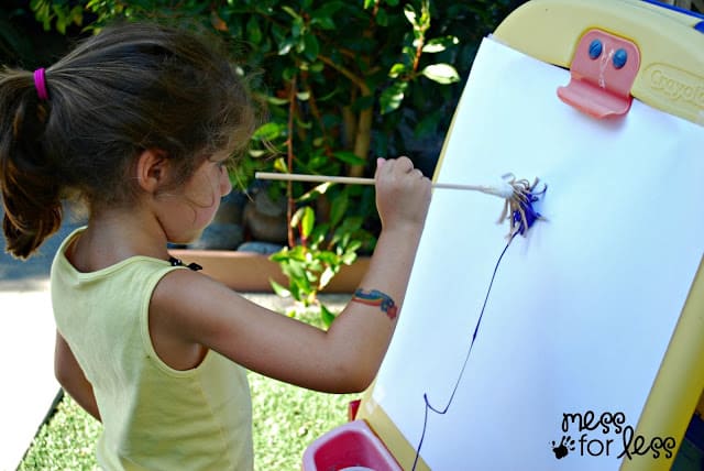 painting with rubber band paintbrushes