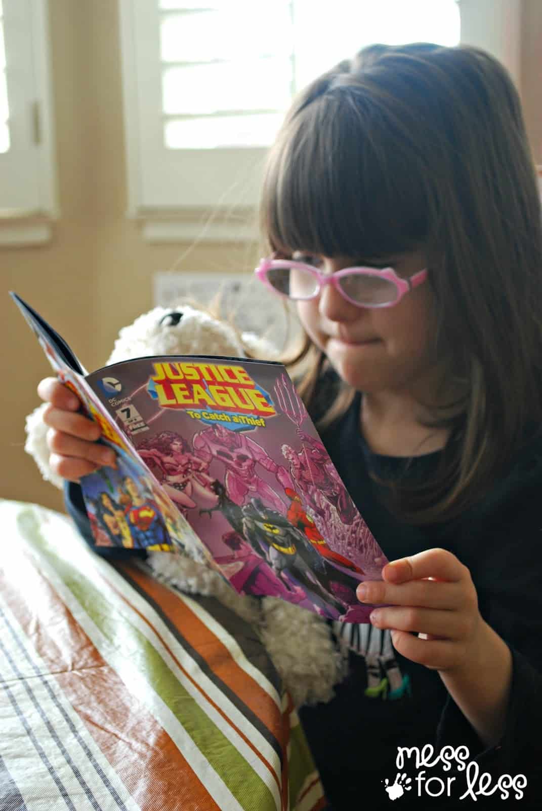 Reading Justice League comics #sponsored 