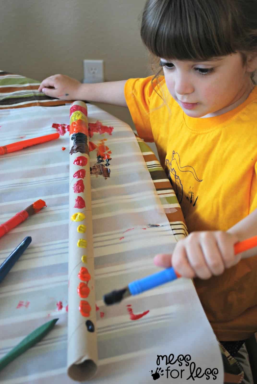 decorating a didgeridoo