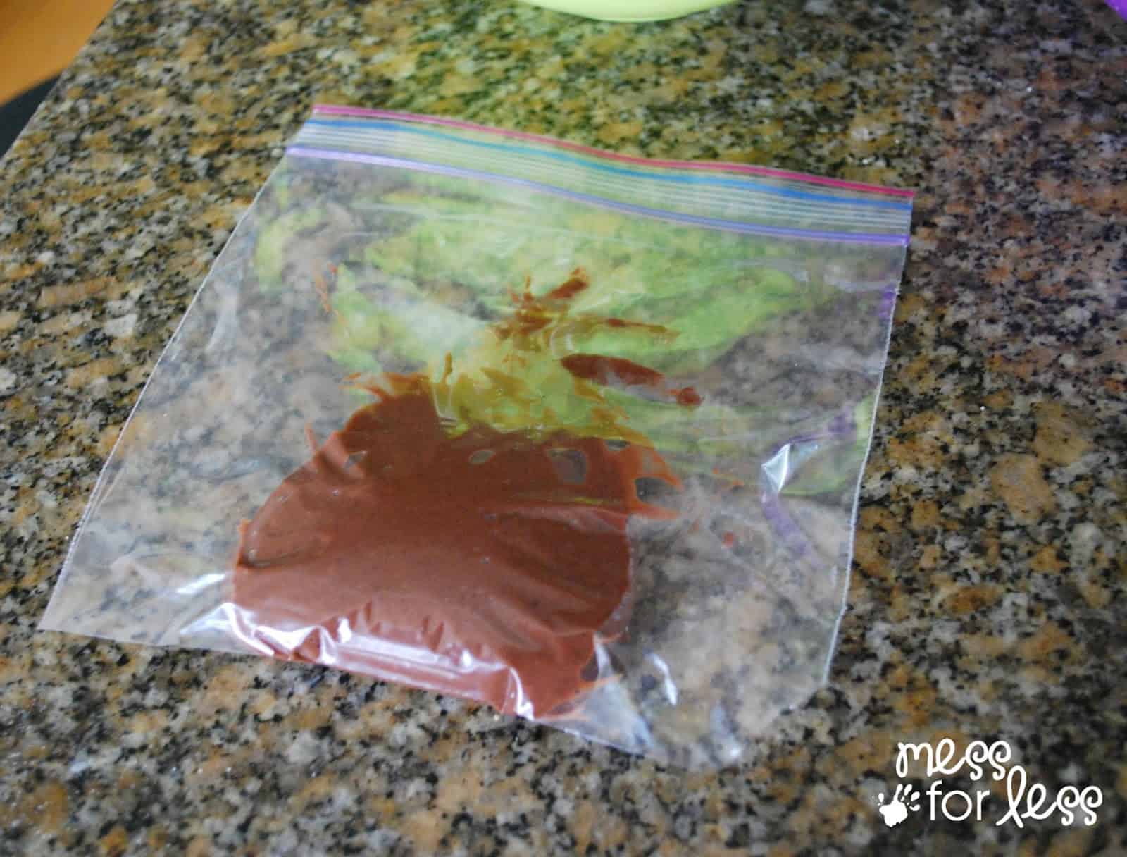 chocolate pudding in ziploc bag