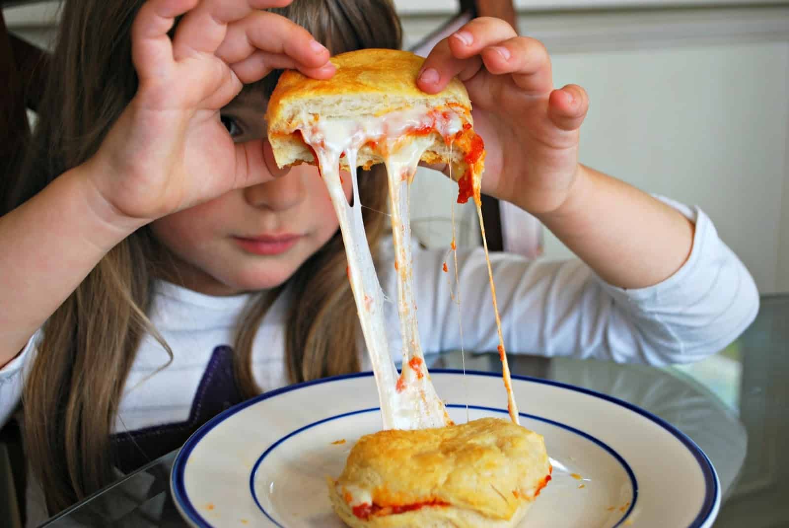 cheese pizza biscuits