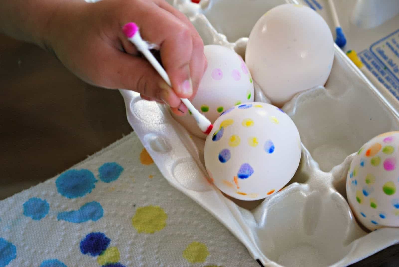 decorating easter eggs