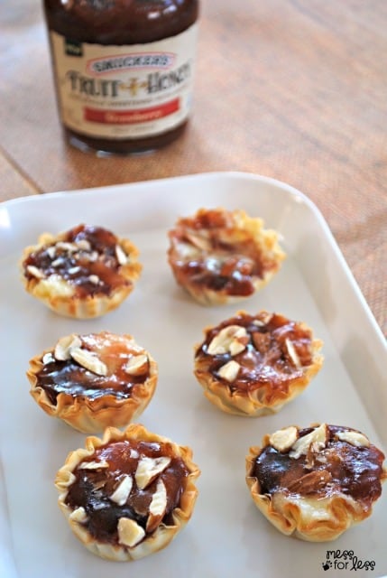 Baked Brie and Jam Bites 