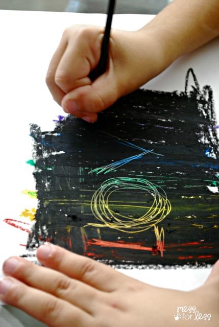 kids making scratch art