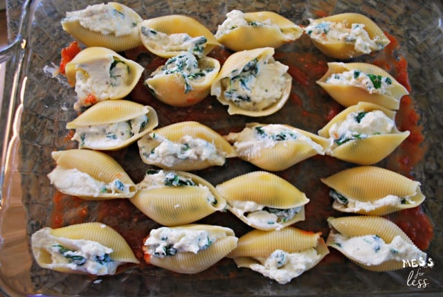 spinach stuffed shells in pan