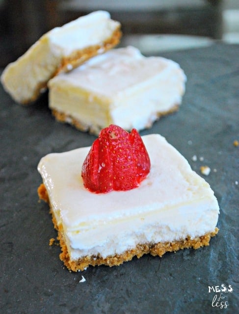 cheesecake bars with graham crust