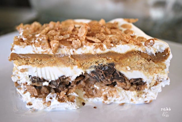 dessert lasagna slice