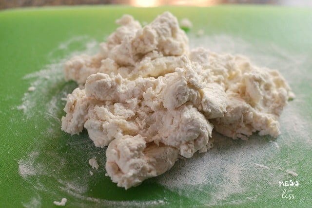 2 Ingredient Bagels with Cinnamon Sugar Topping