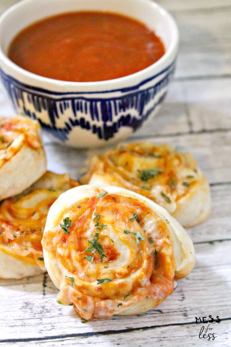 easy pizza rolls recipe with pizza sauce
