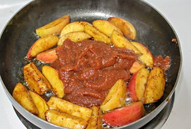 apples and apple butter in a skillet