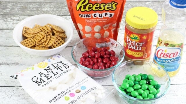 Ingredients to make Christmas bark
