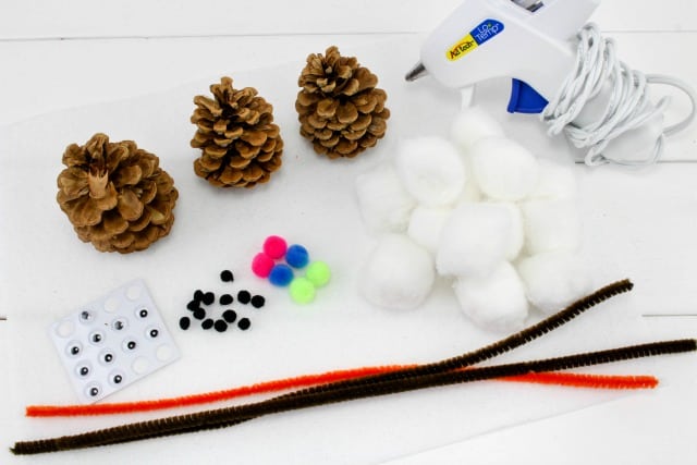 supplies needed to make a pinecone snowman