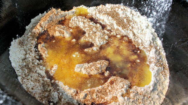 apple dump cake mix in crock pot