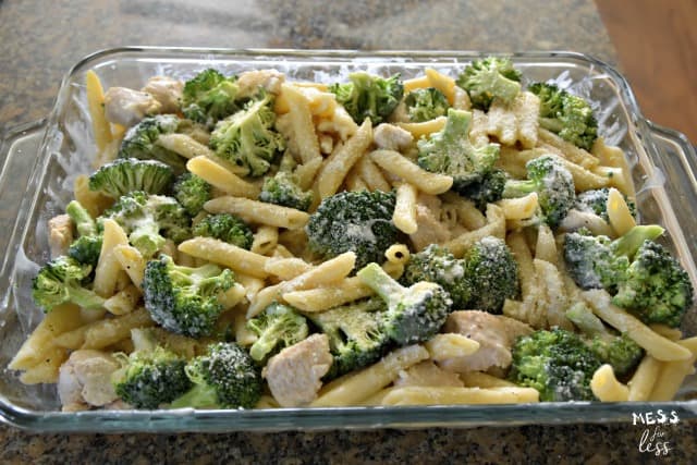 chicken alfredo casserole with broccoli