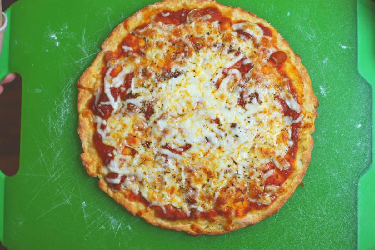 2 ingredient dough pizza