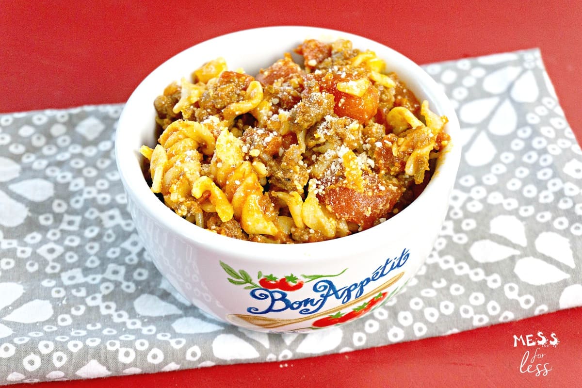 tomato pasta with beef