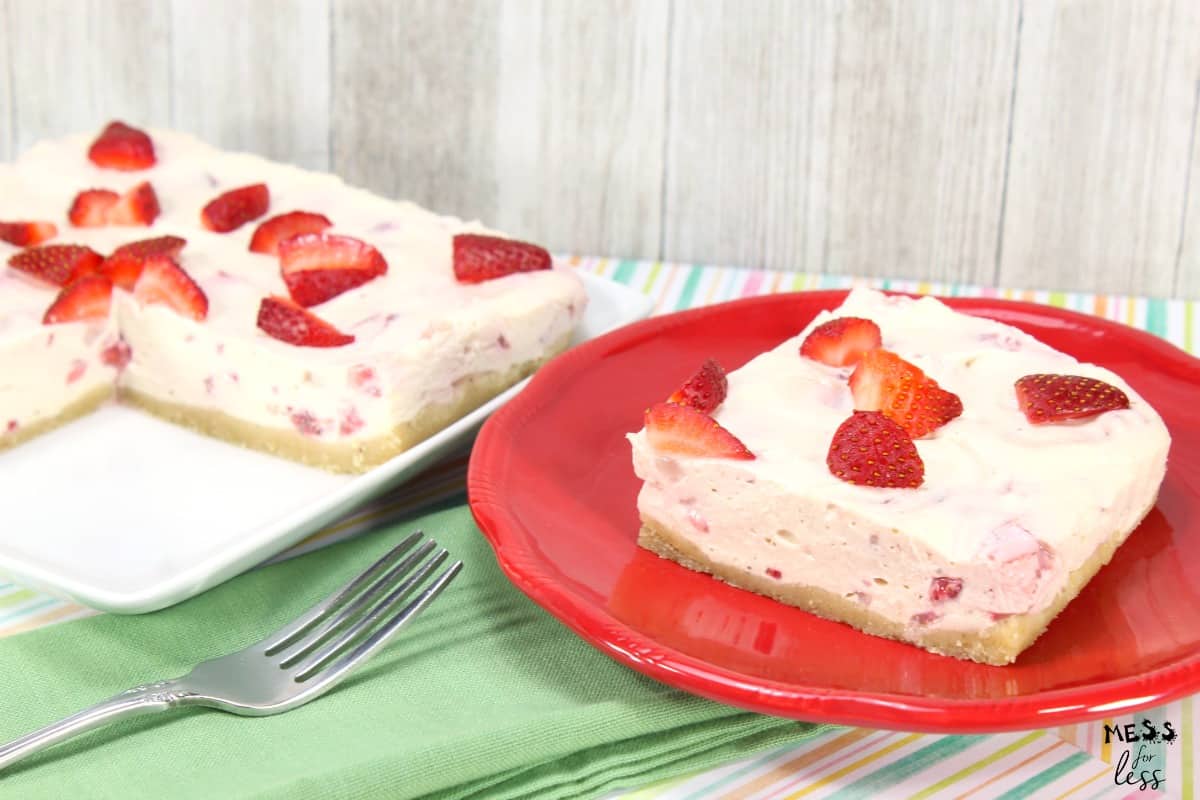 Keto No Bake Strawberry Cheesecake