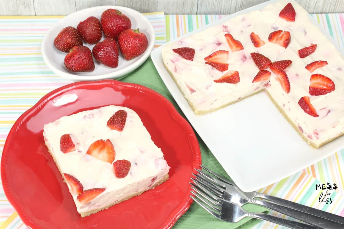 Keto No Bake Strawberry Cheesecake