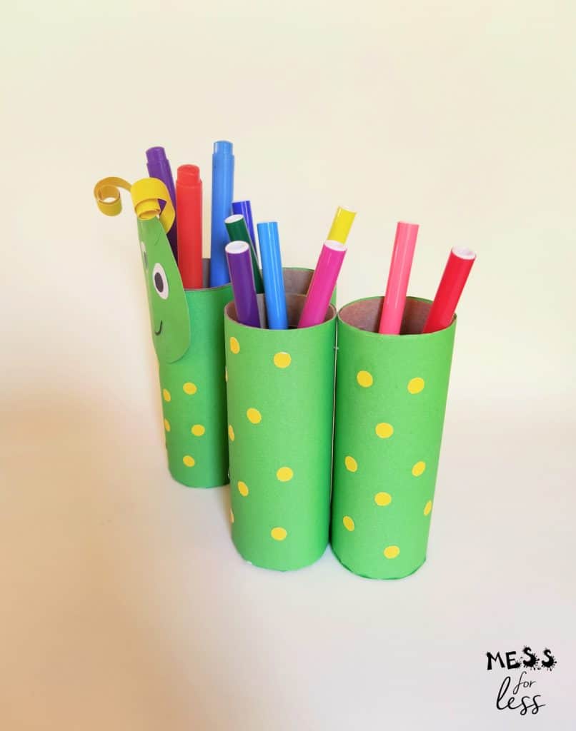 worm pencil holder with markers