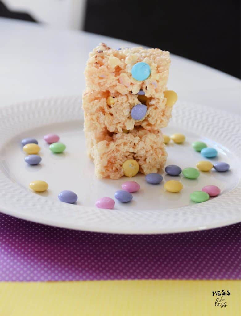 Bunny Rice Krispies Treat - dessert recipe for spring and Eastere