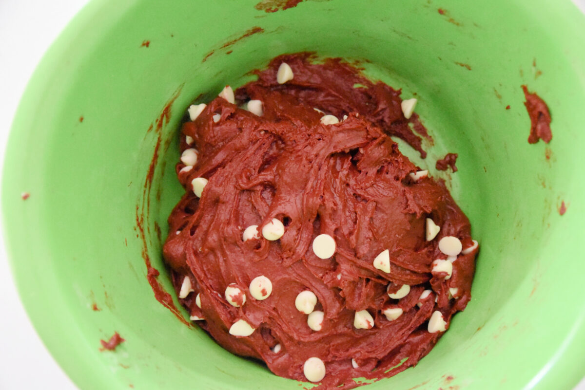 red velvet cake mix with white chocolate chips