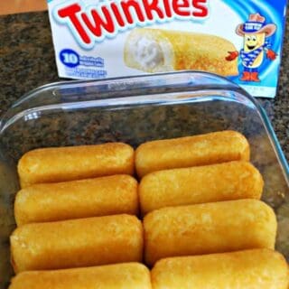 making-a-twinkie-cake-685x1024
