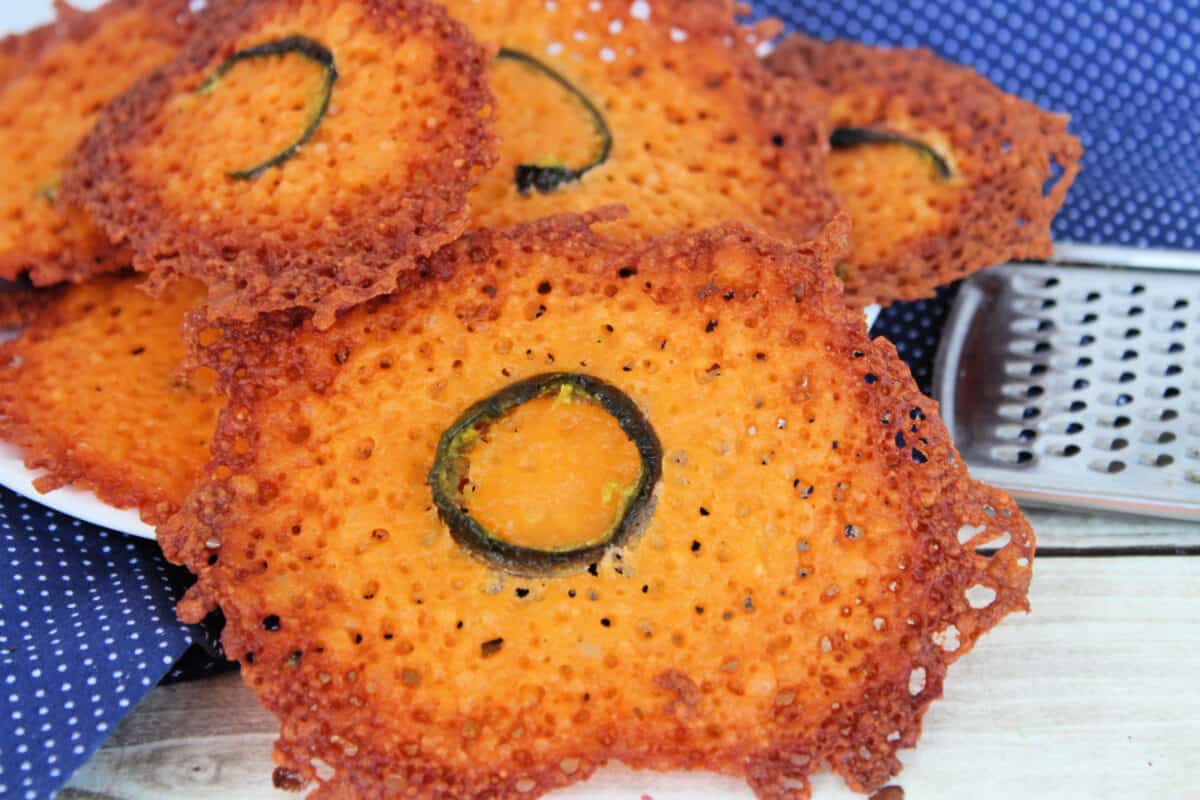 jalapeno cheese crisps