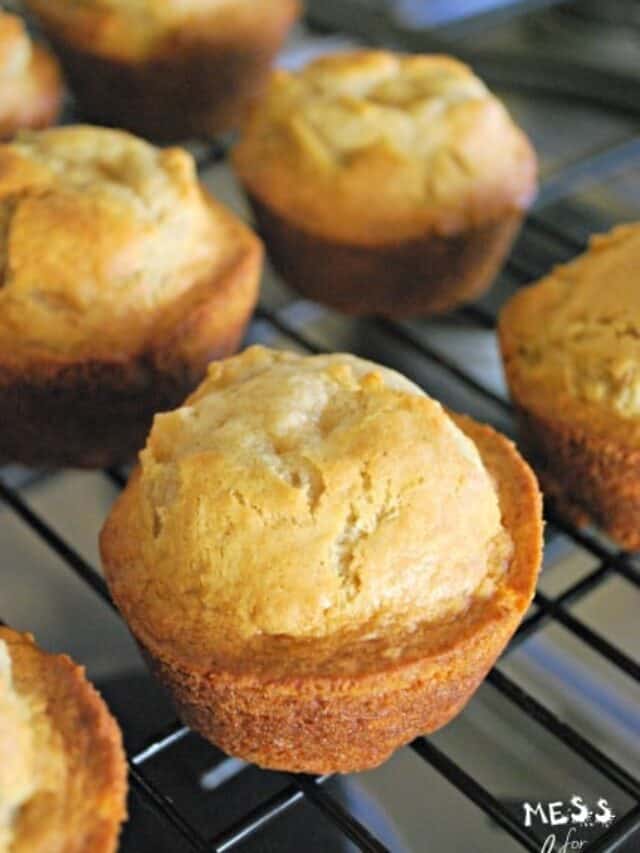 Apple Muffins