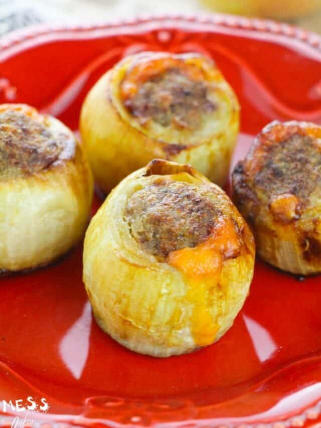 Keto Stuffed Onion Bombs