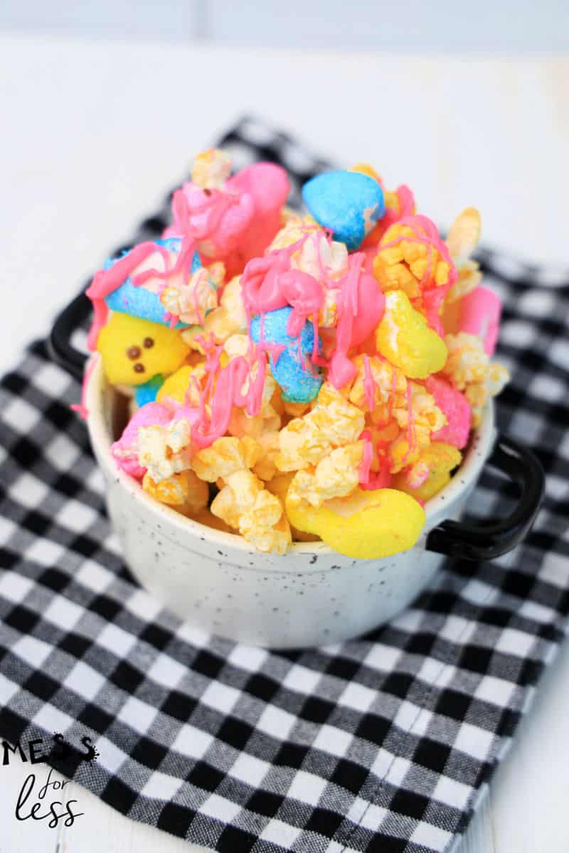 easter popcorn with peeps