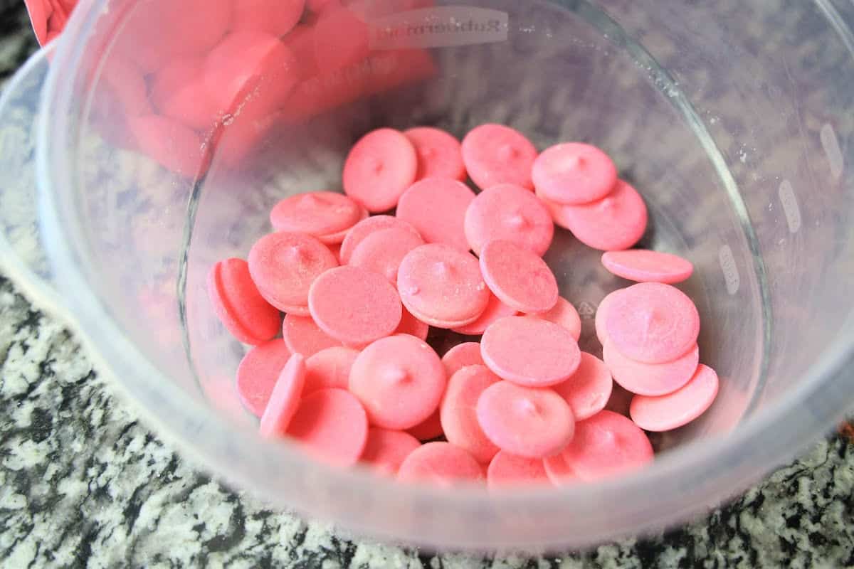 pink candy melts in bowl