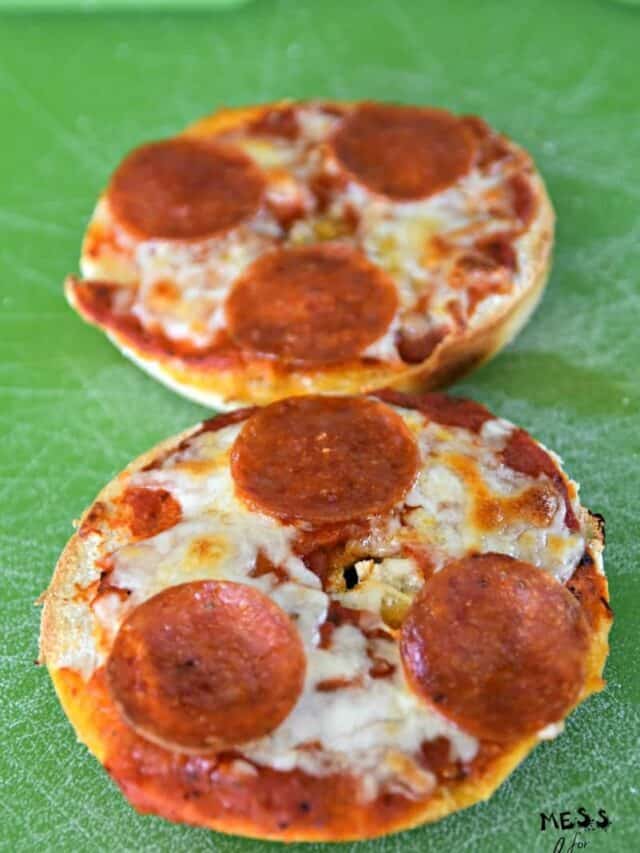 Easy Pizza Bagels