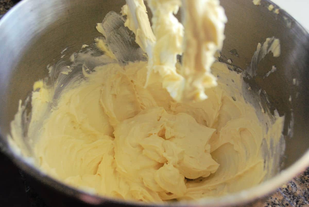 cheesecake batter in