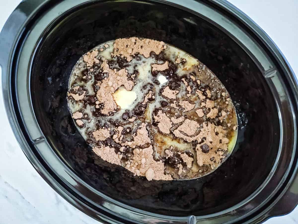cake mix and butter in a slow cooker
