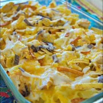 cropped ranch chicken and pasta bake
