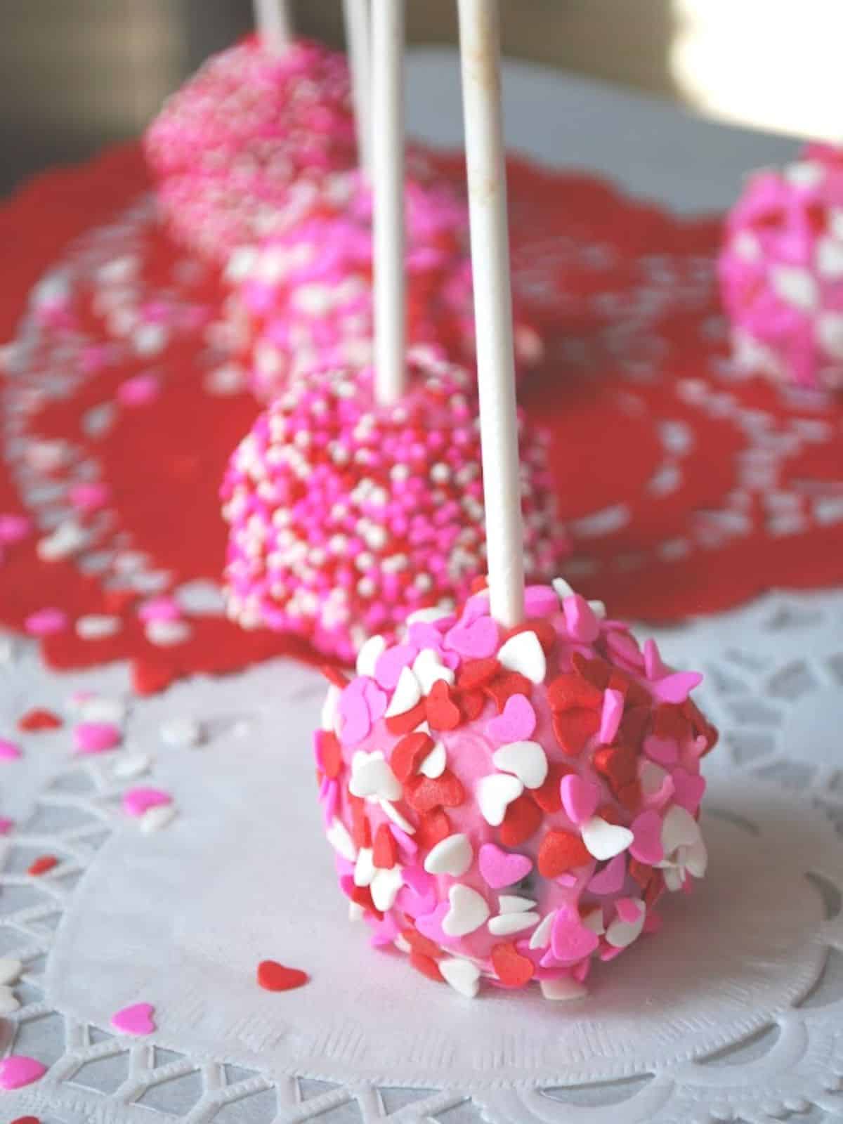 These Valentine's Brownie Cake Pops are great to make with the family. Create memories while making a delicious treat!