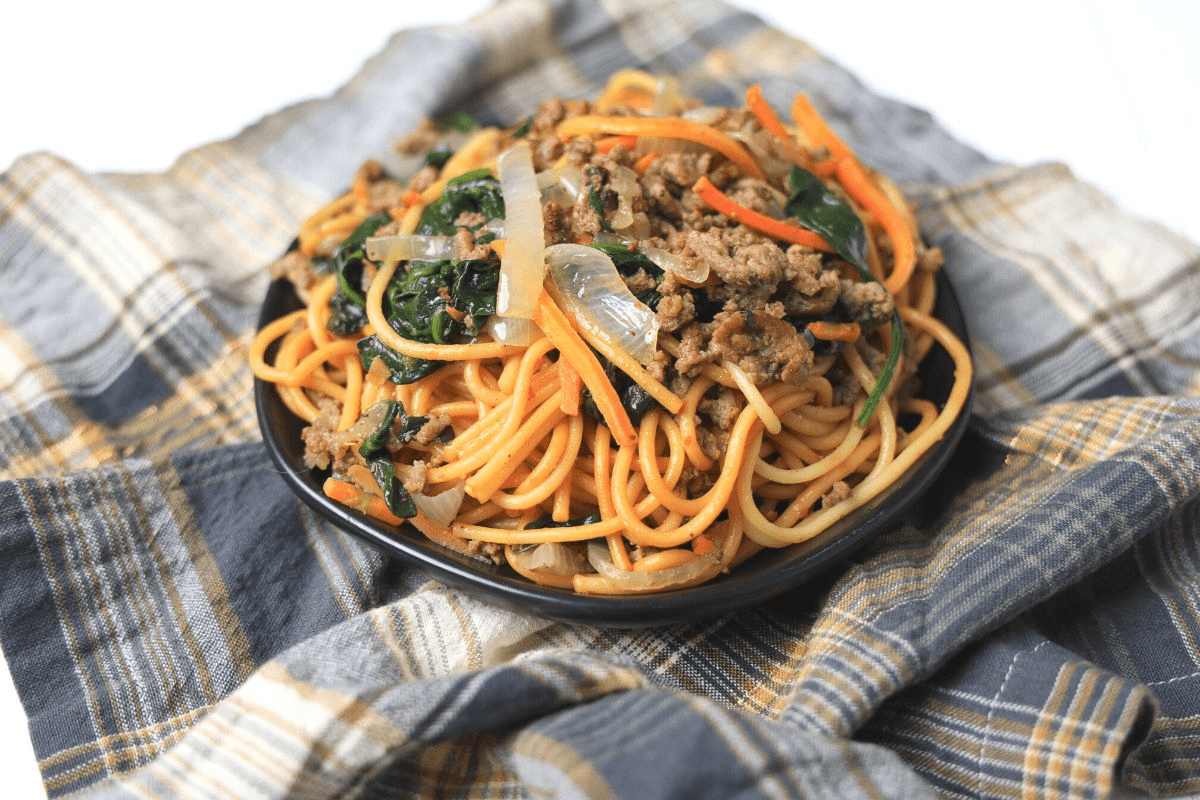 plate of chinese spaghetti