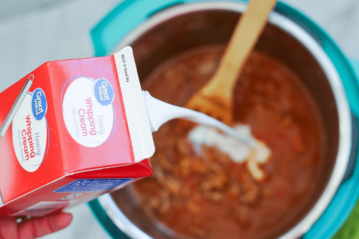 pouring cream into instant pot