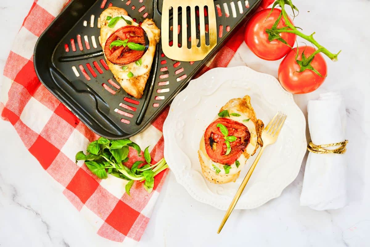 air fryer caprese chicken