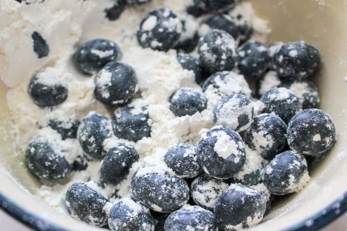 blueberries coated in flour.