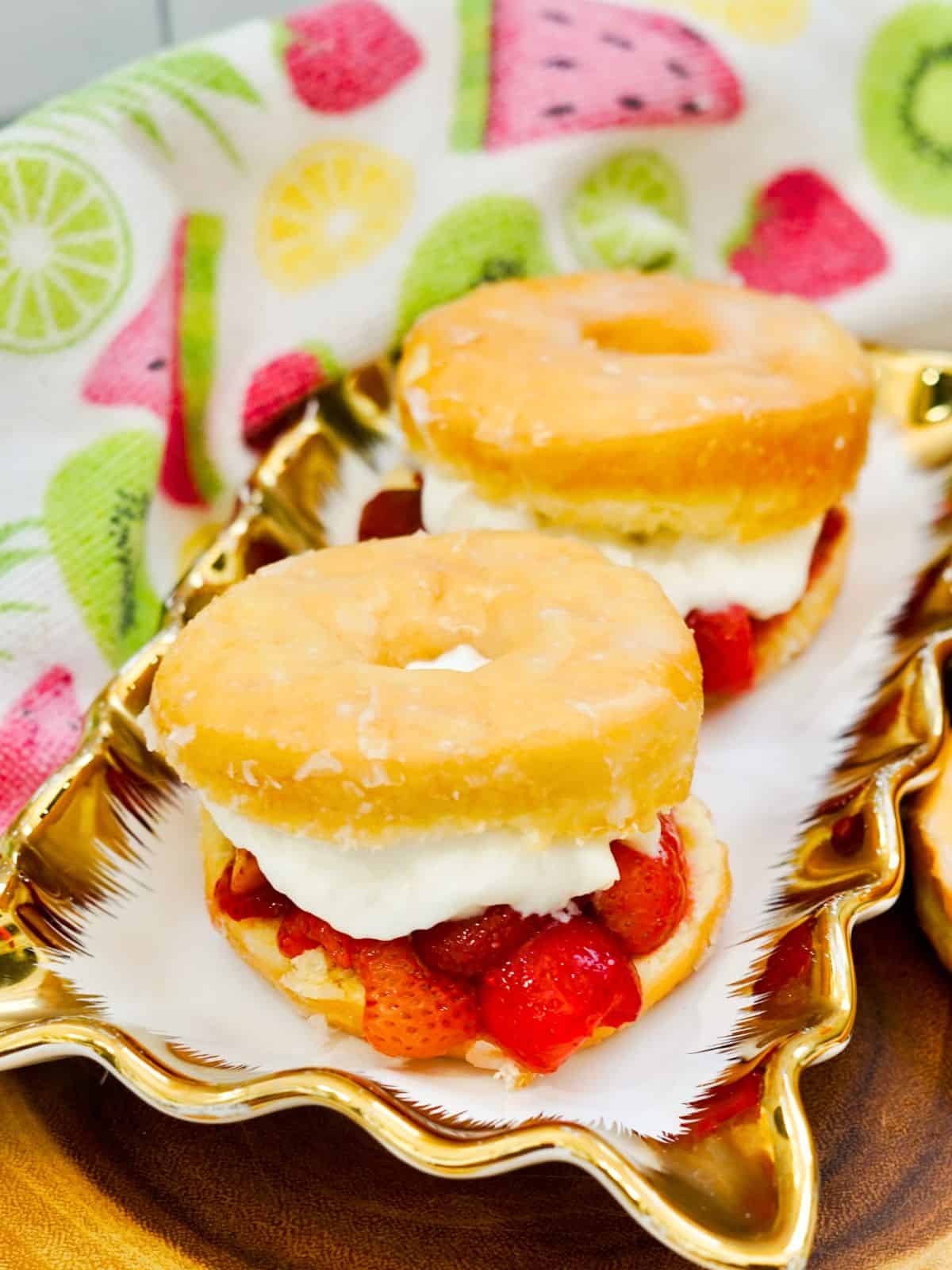 strawberry shortcake donuts