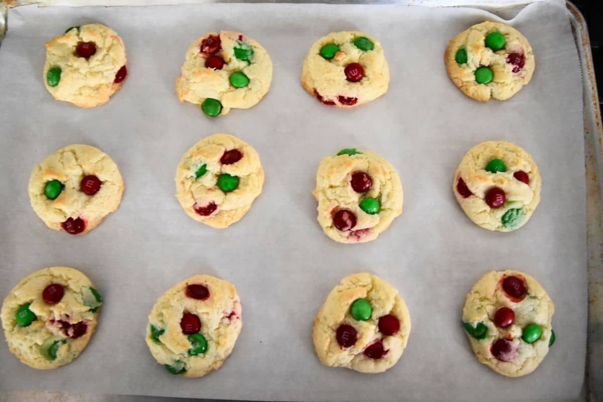 baked mm cookies on cookie sheet