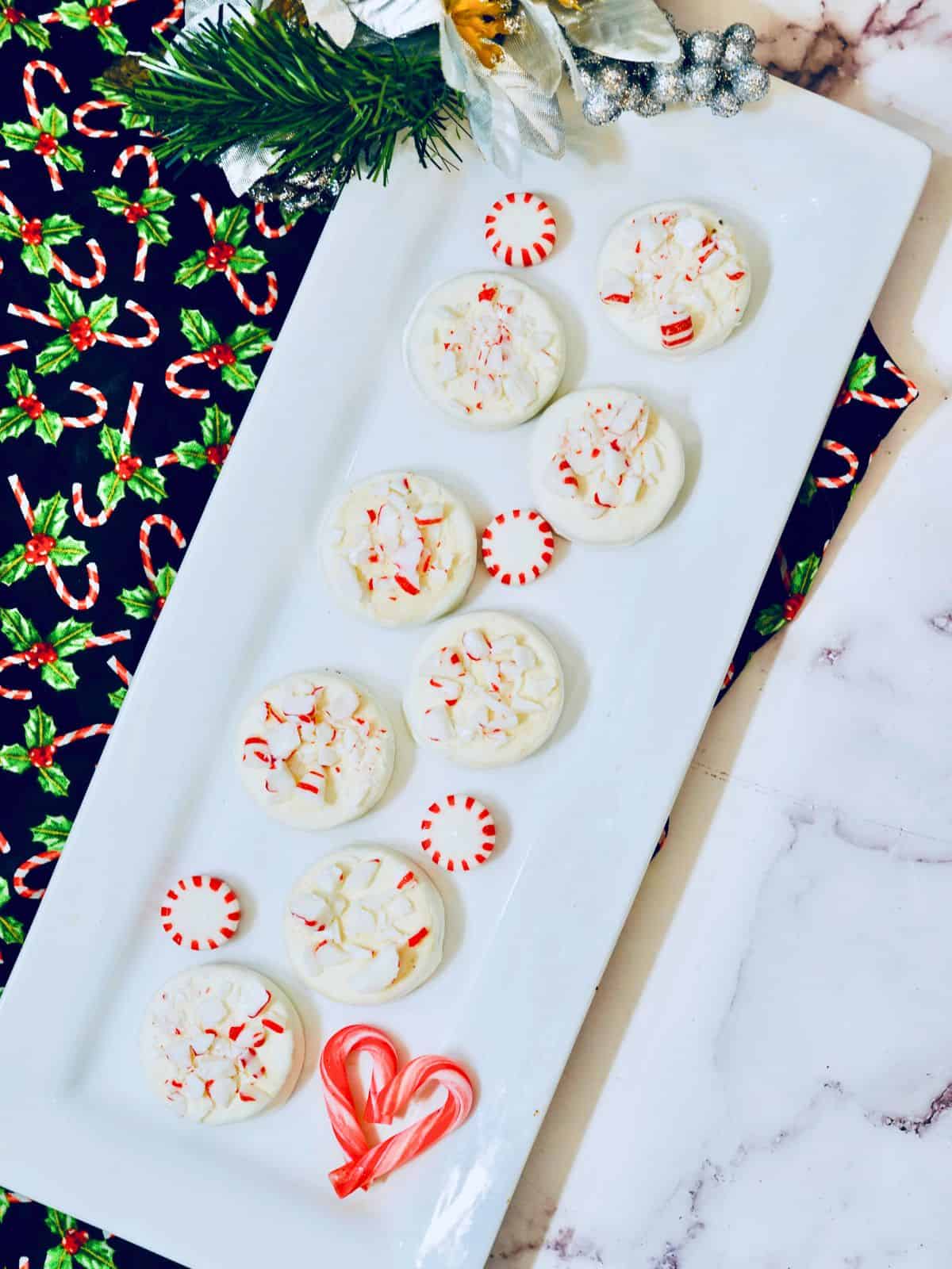 white chocolate oreos with peppermint.
