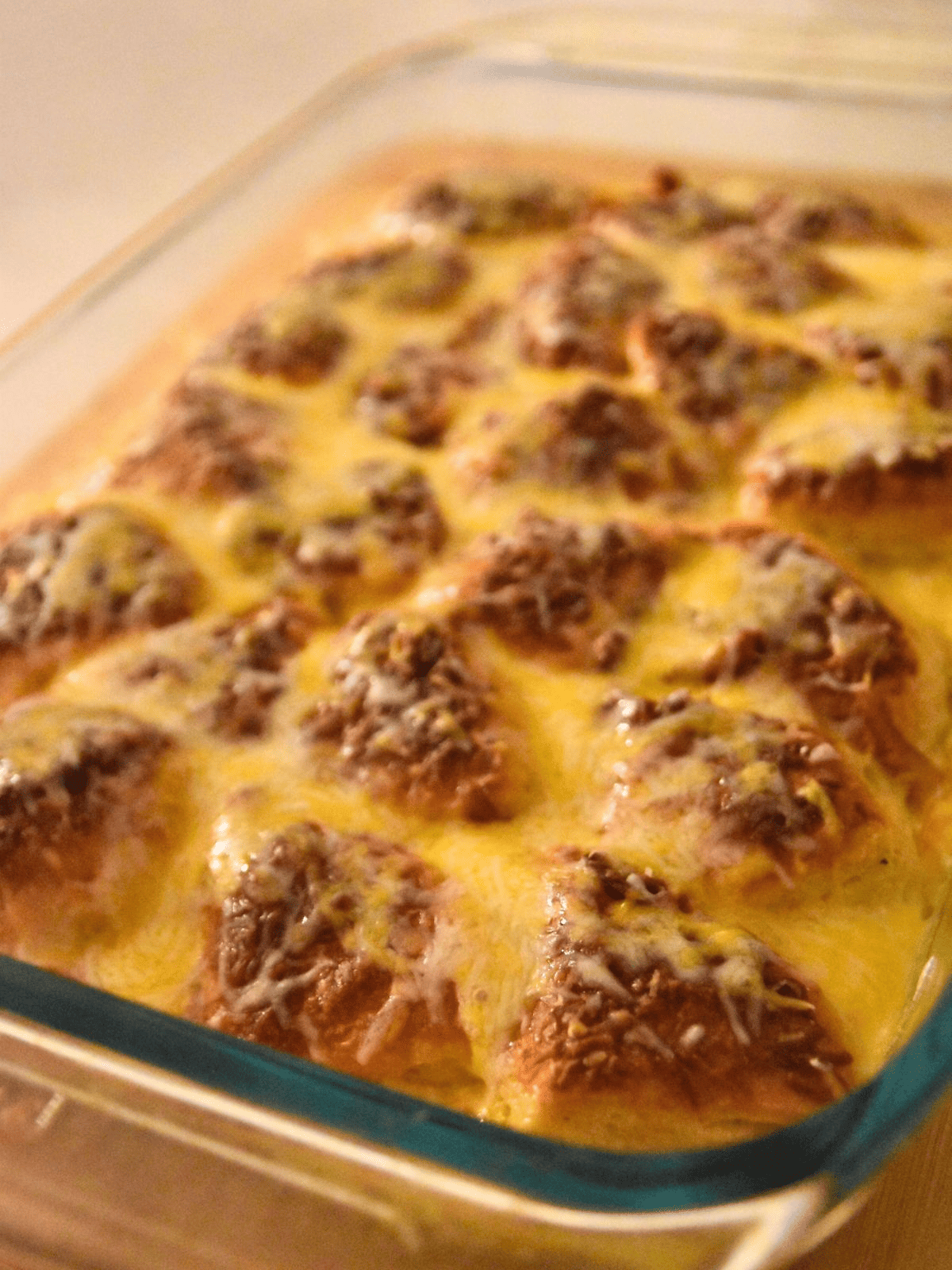 biscuit breakfast casserole