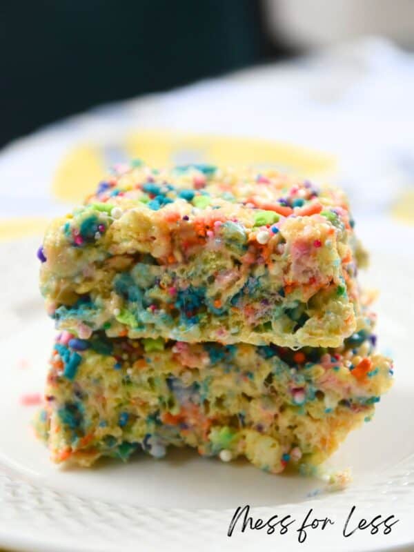 Spring Rice Krispie Treats - Mess for Less